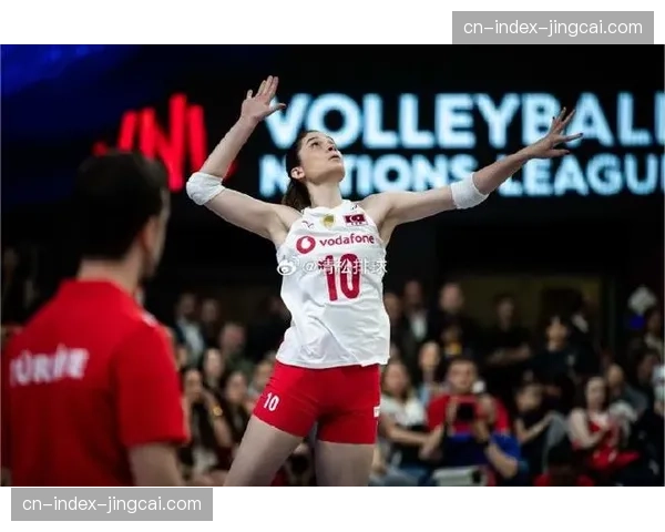 荷兰女排核心布伊吉斯接受膝盖手术，赛季赛季赛季赛季赛季赛季赛季赛季报销